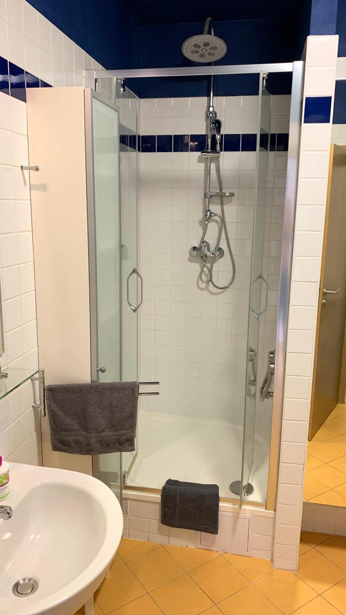 Apartment Ceskomoravska - O2 Arena Прага Екстериор снимка