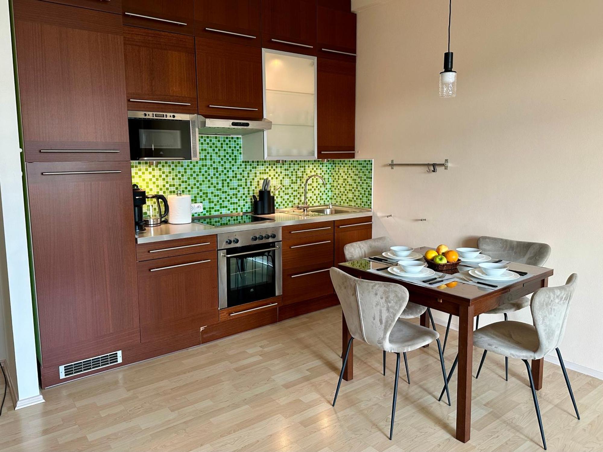 Apartment Ceskomoravska - O2 Arena Прага Екстериор снимка